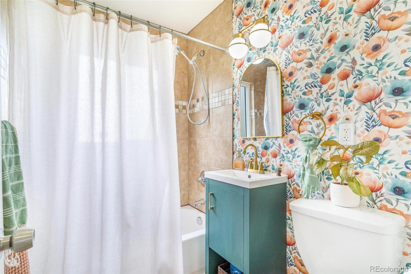 MLS Image #15 for 2756 s linley court,denver, Colorado
