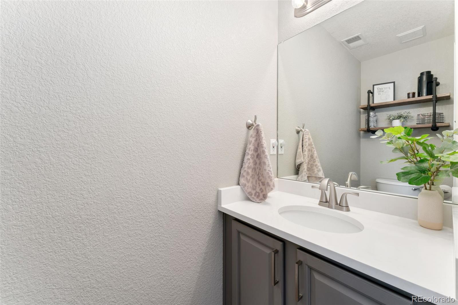 MLS Image #13 for 10475 e abilene street,commerce city, Colorado