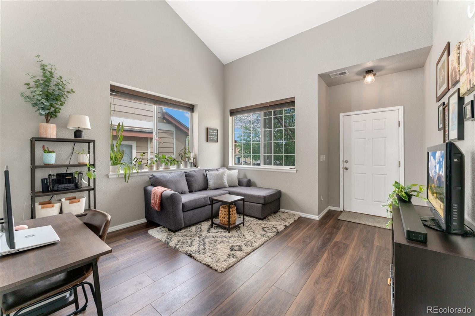 MLS Image #4 for 10475 e abilene street,commerce city, Colorado