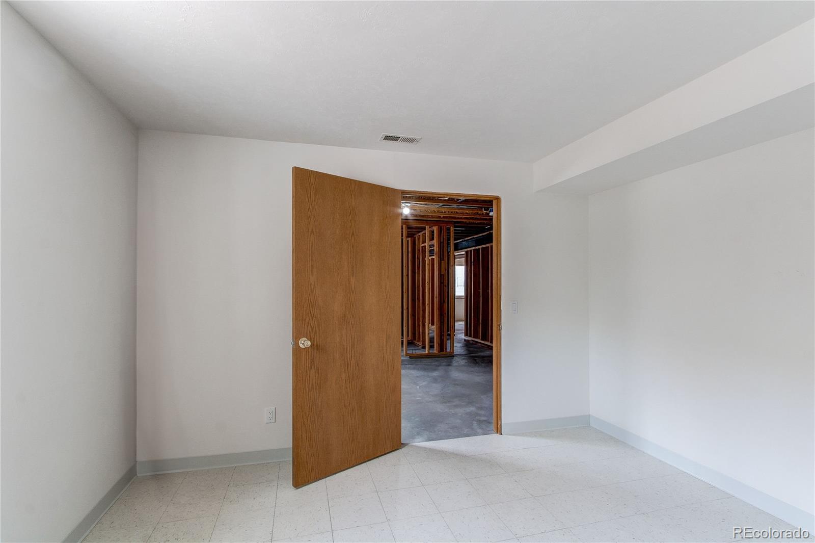 MLS Image #16 for 1735  circle lane,limon, Colorado
