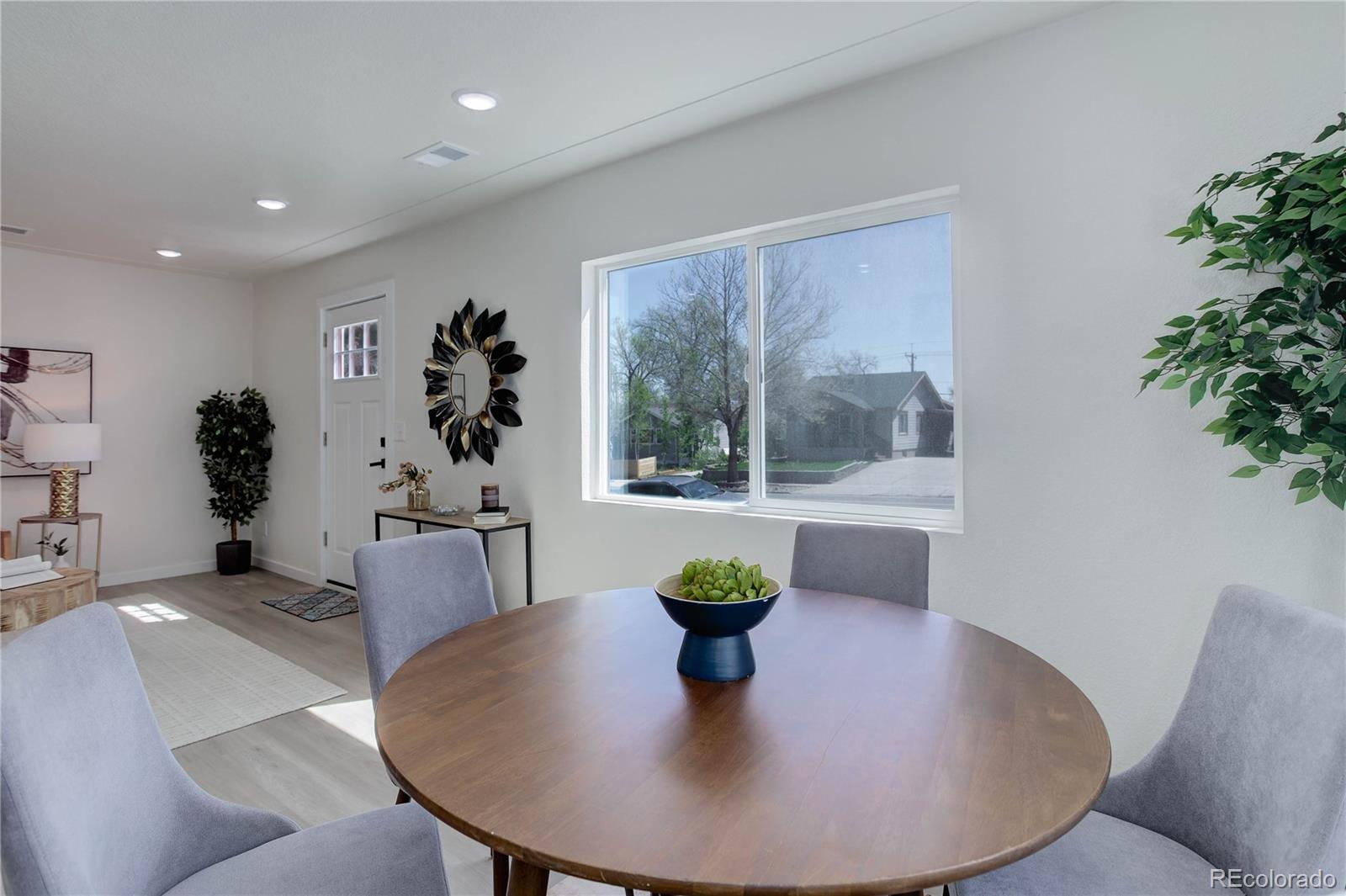 MLS Image #9 for 141 s knox court,denver, Colorado