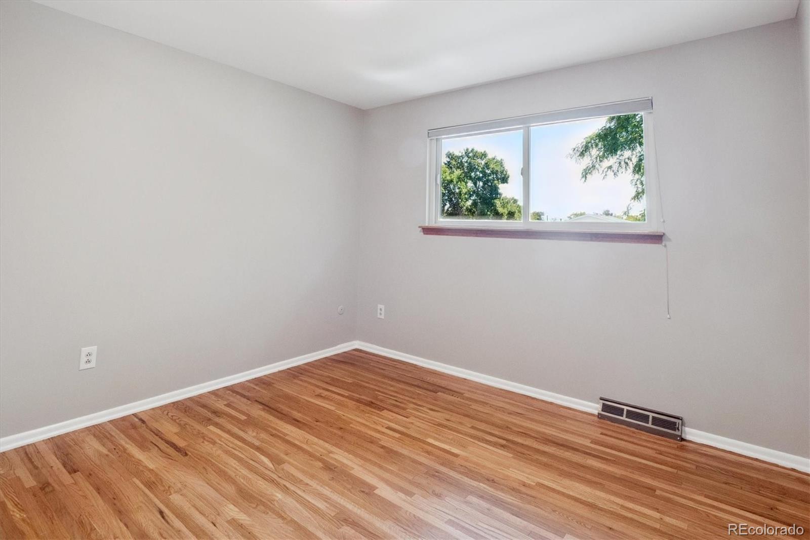 MLS Image #31 for 7351 s sheridan court,littleton, Colorado