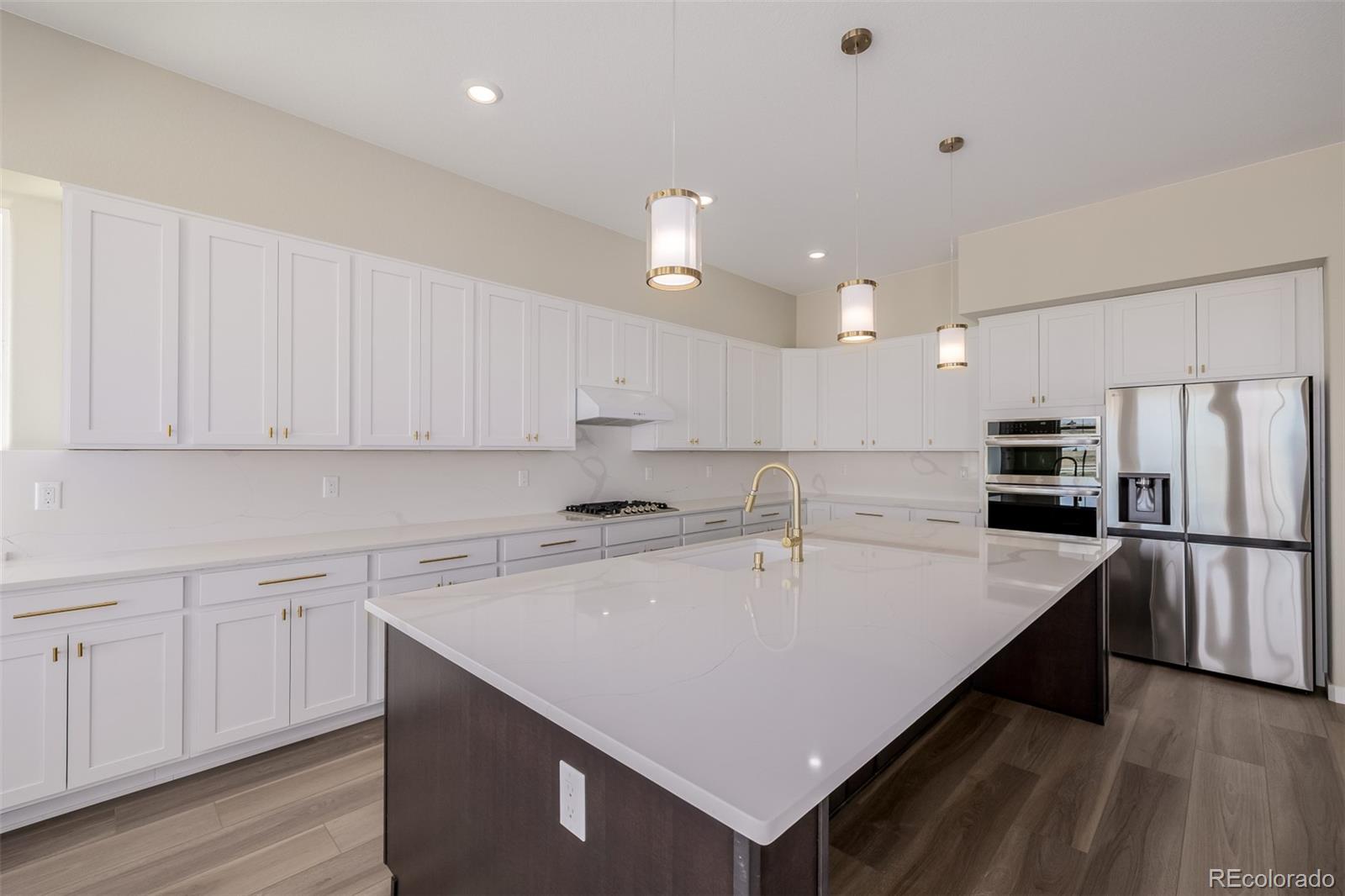 MLS Image #11 for 56159 e tomahawk avenue,strasburg, Colorado