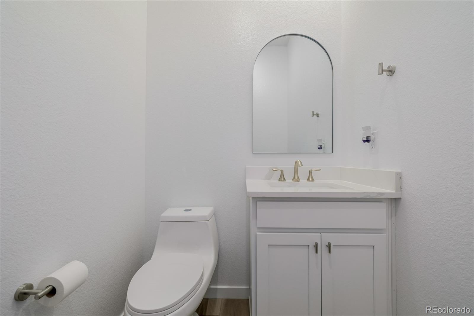 MLS Image #12 for 56159 e tomahawk avenue,strasburg, Colorado