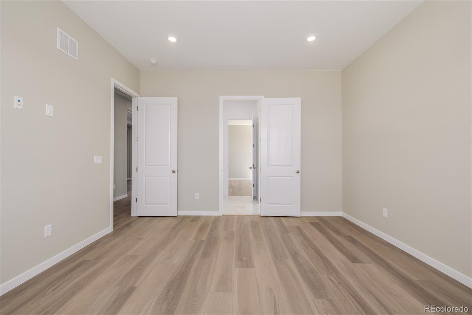 MLS Image #20 for 56159 e tomahawk avenue,strasburg, Colorado