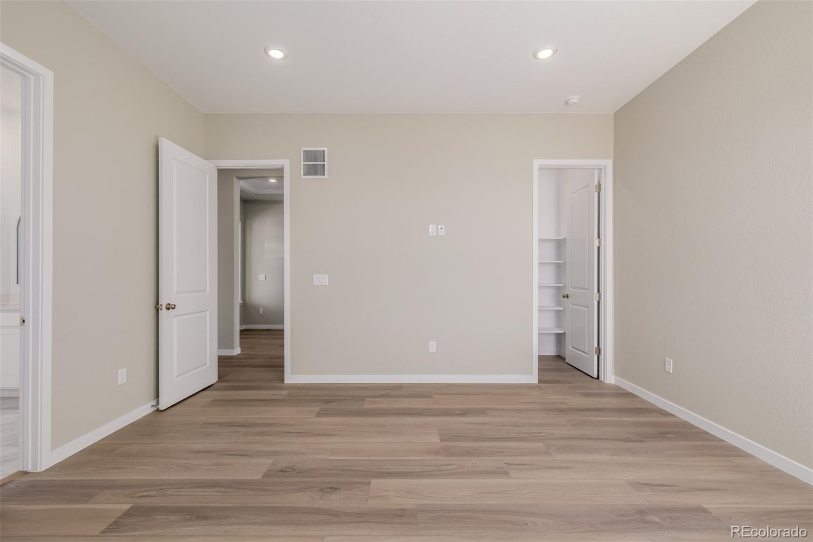 MLS Image #21 for 56159 e tomahawk avenue,strasburg, Colorado