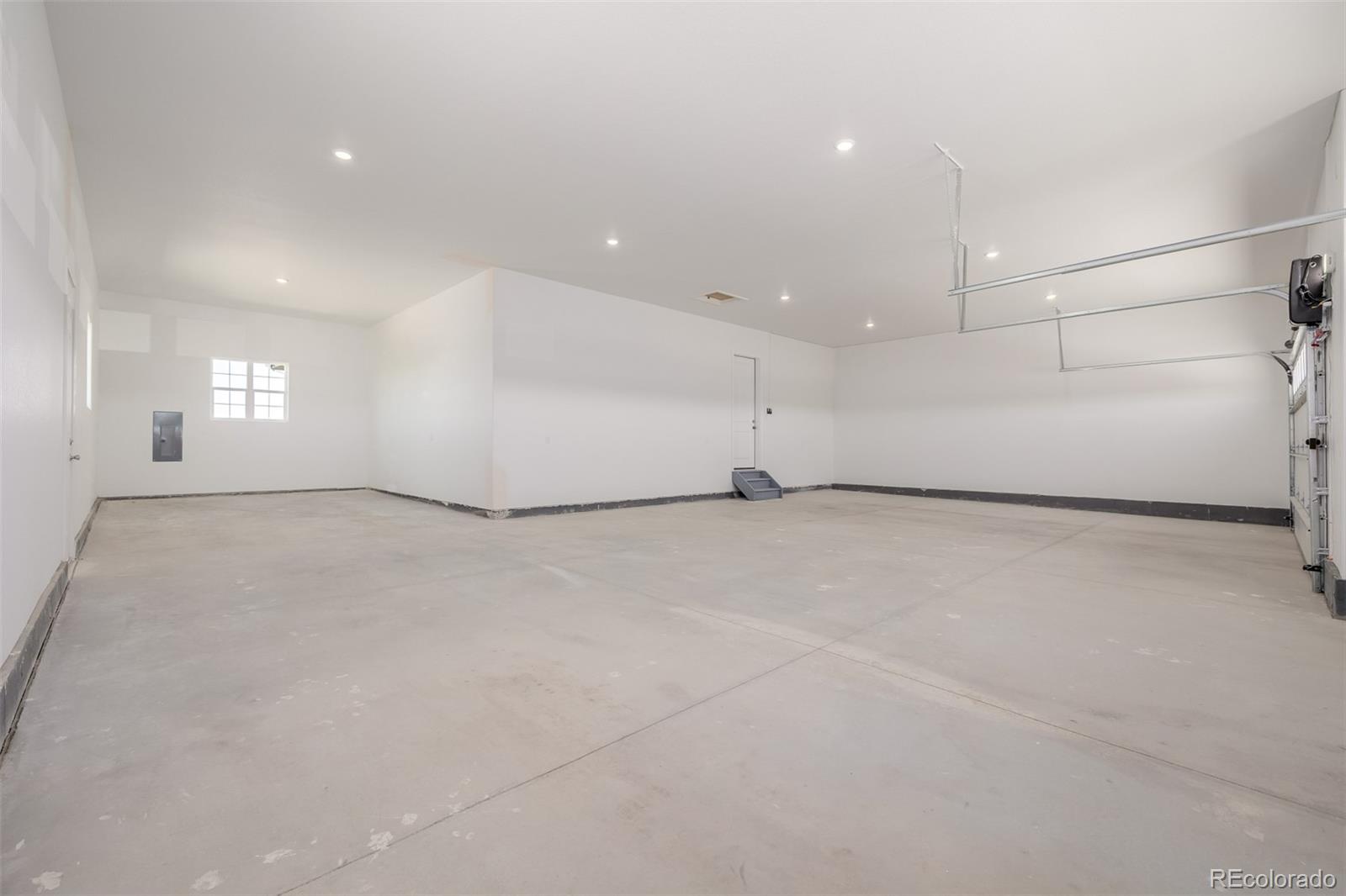 MLS Image #36 for 56159 e tomahawk avenue,strasburg, Colorado