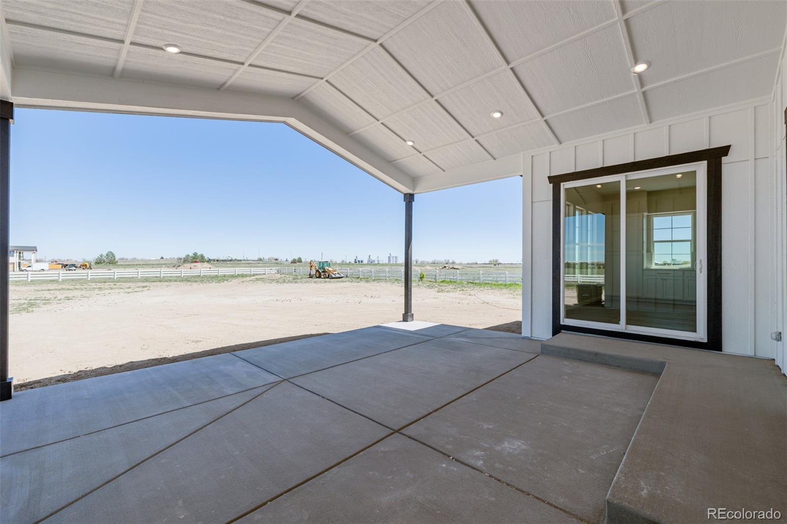 MLS Image #37 for 56159 e tomahawk avenue,strasburg, Colorado