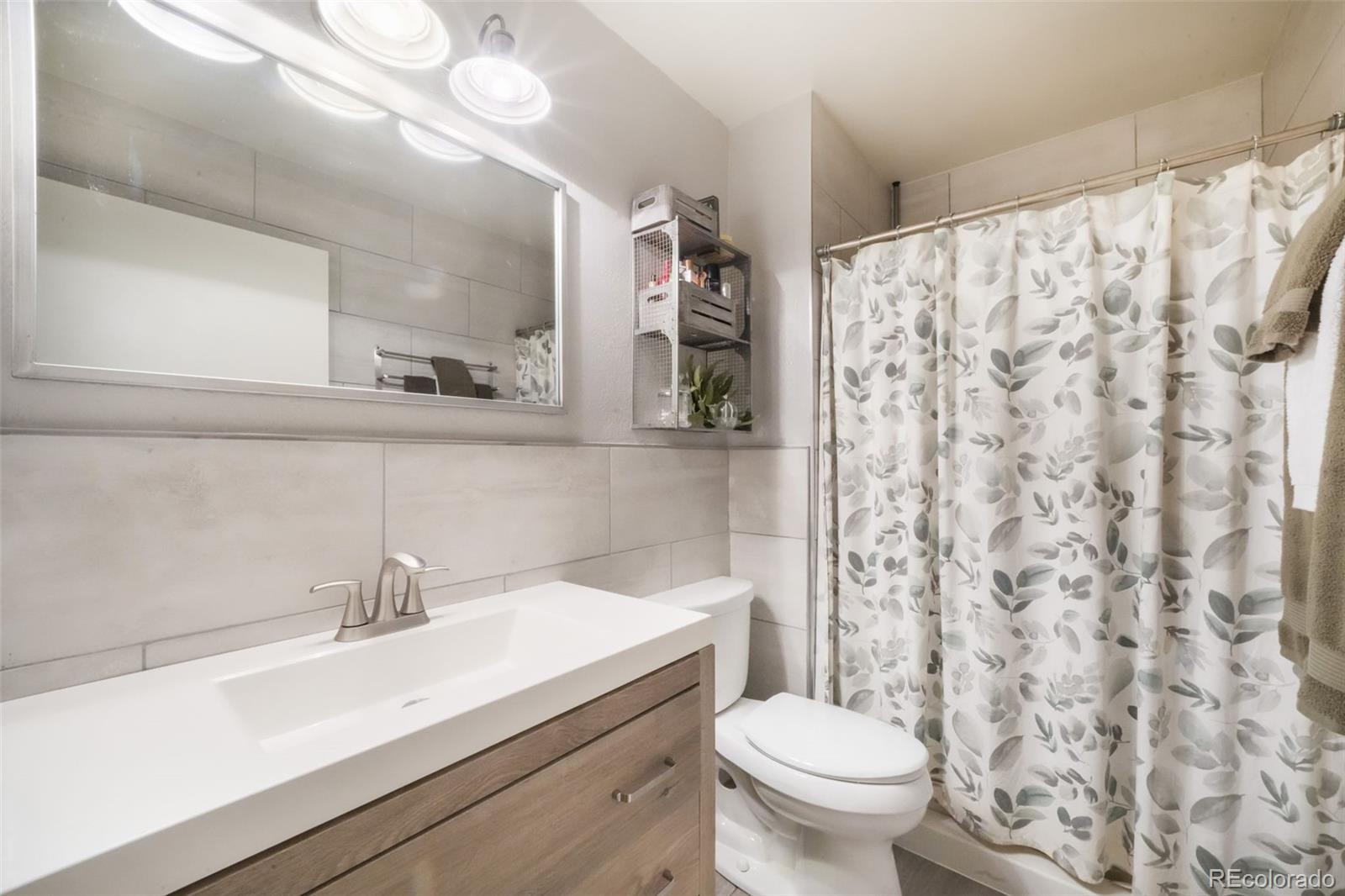MLS Image #12 for 552  lakewood circle,colorado springs, Colorado