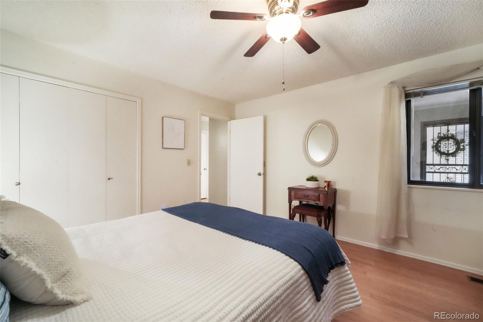 MLS Image #3 for 552  lakewood circle,colorado springs, Colorado