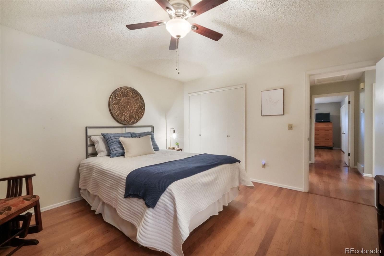 MLS Image #4 for 552  lakewood circle,colorado springs, Colorado