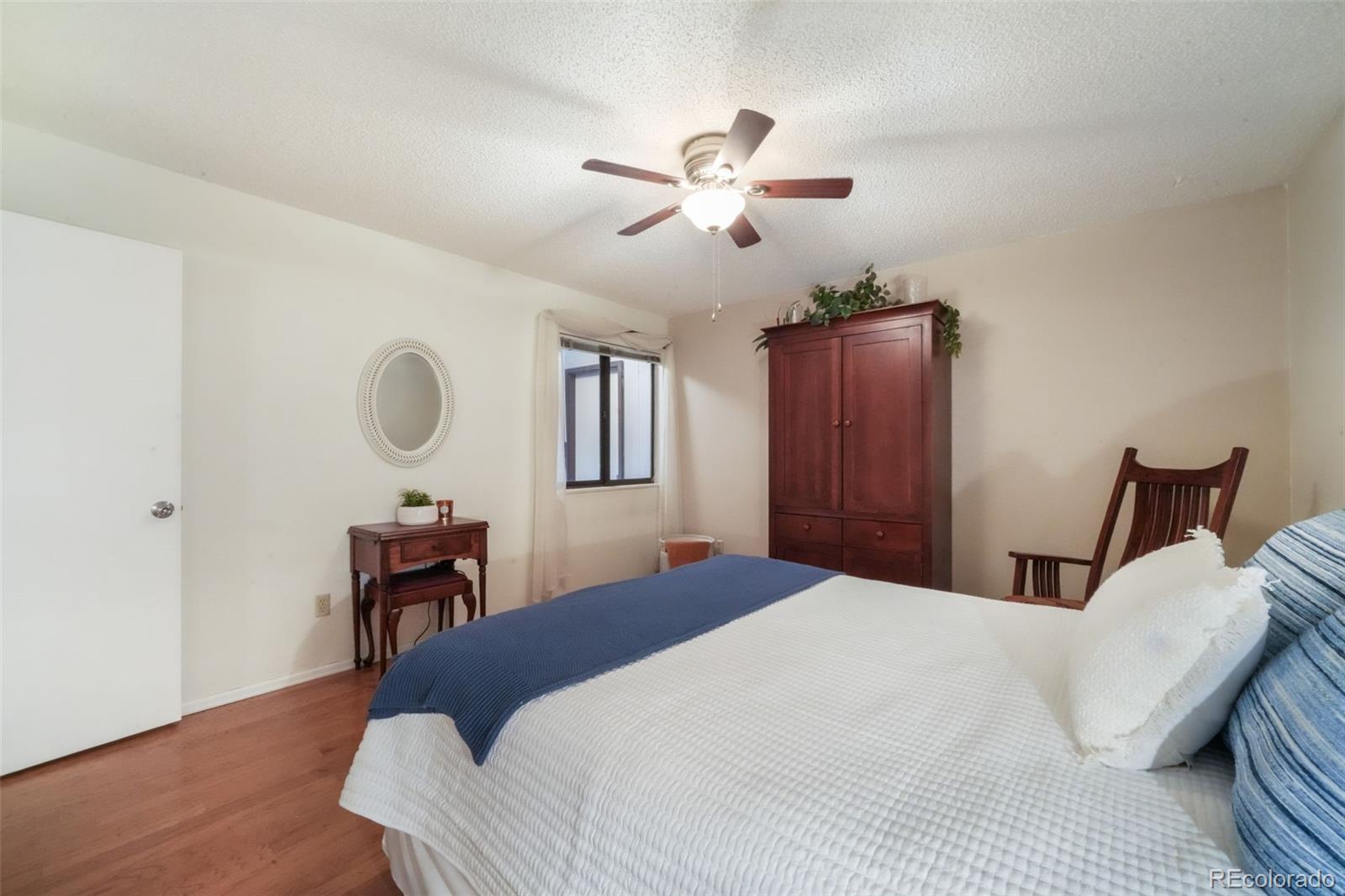 MLS Image #5 for 552  lakewood circle,colorado springs, Colorado
