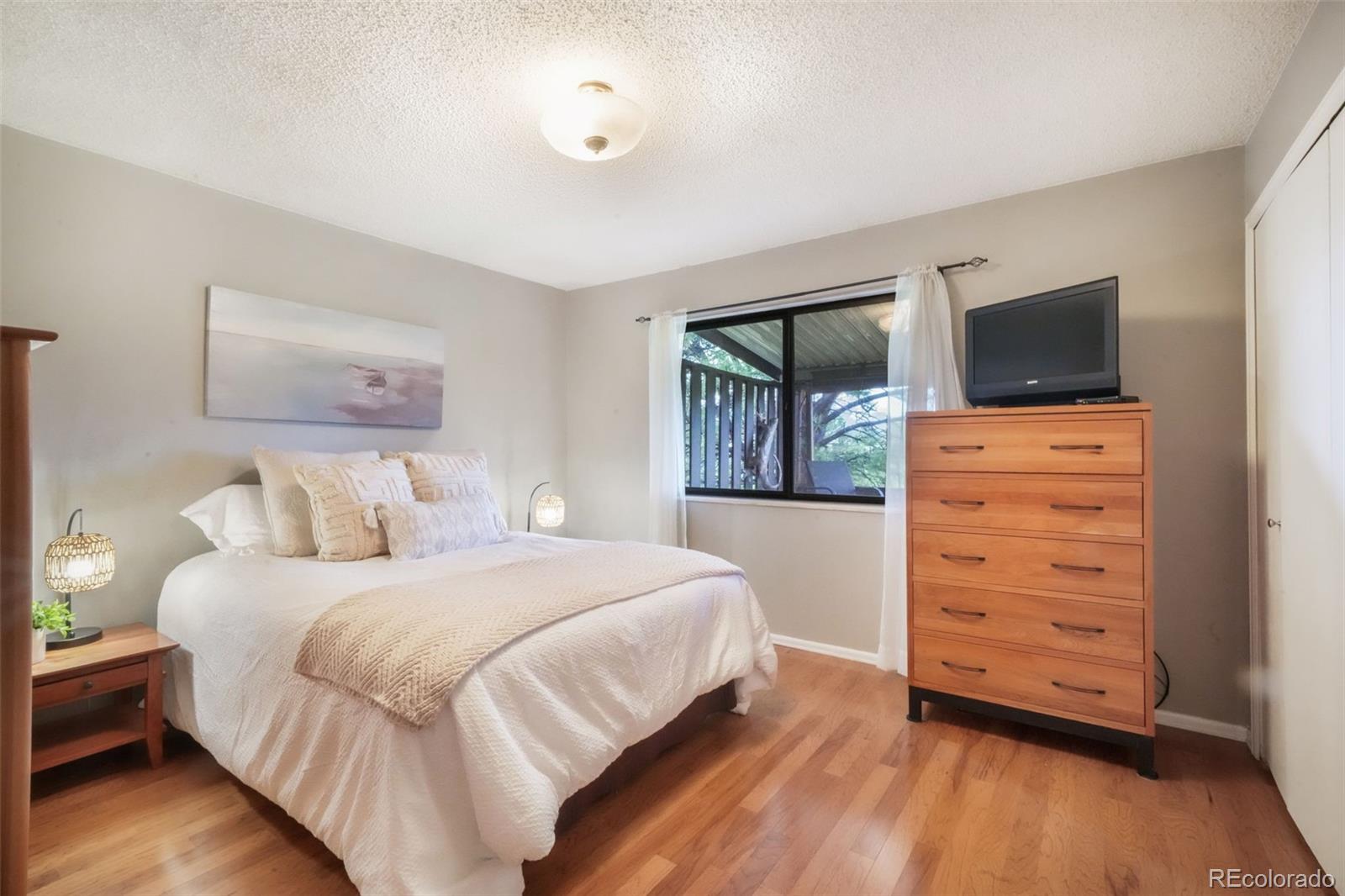 MLS Image #7 for 552  lakewood circle,colorado springs, Colorado