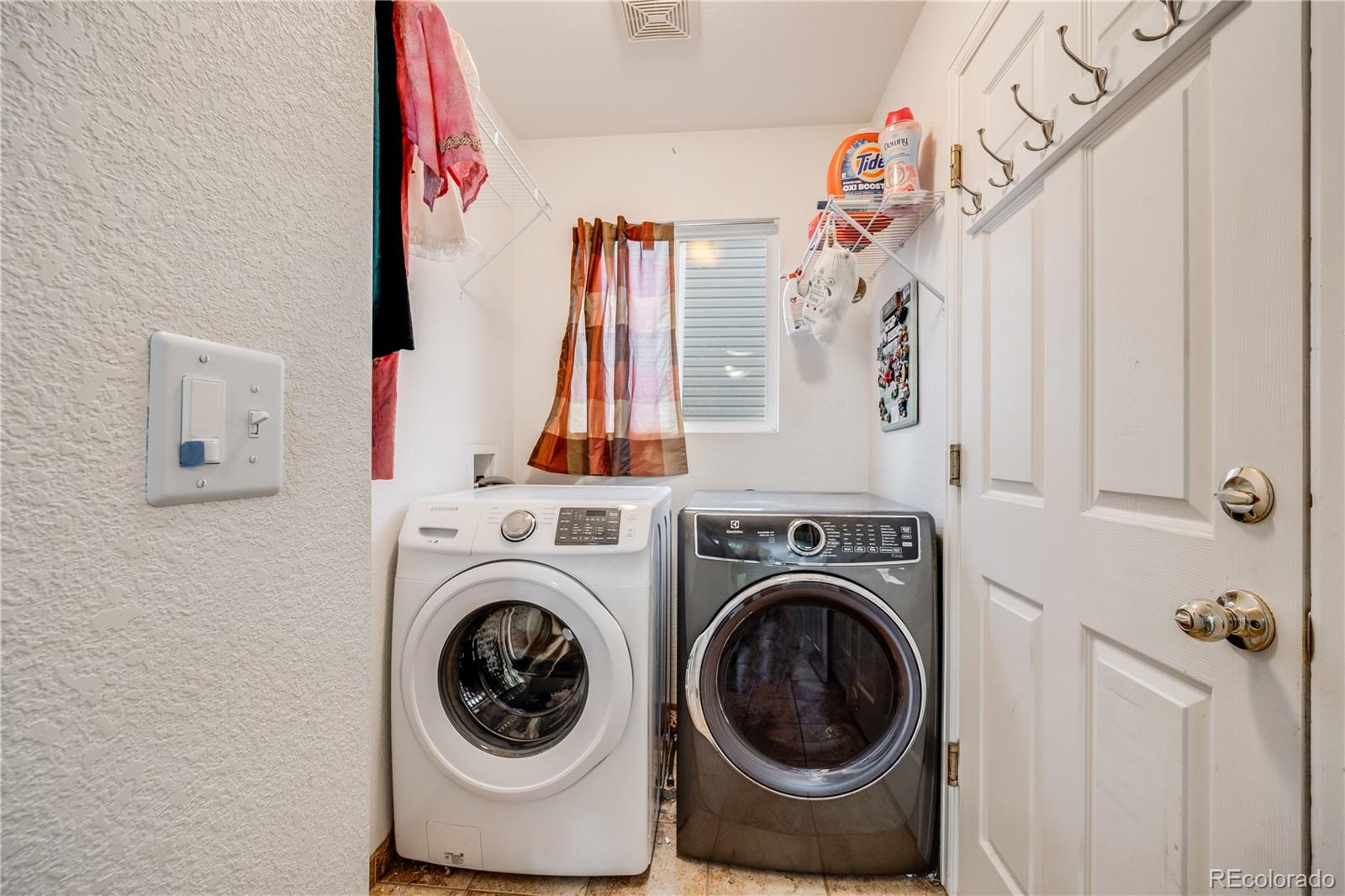 MLS Image #15 for 9674  fox den drive,littleton, Colorado