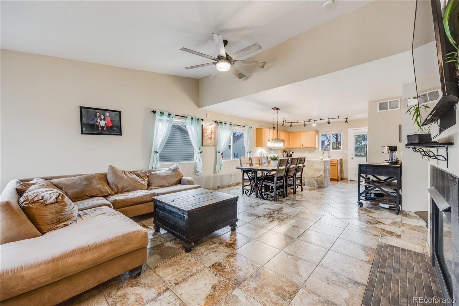 MLS Image #5 for 9674  fox den drive,littleton, Colorado