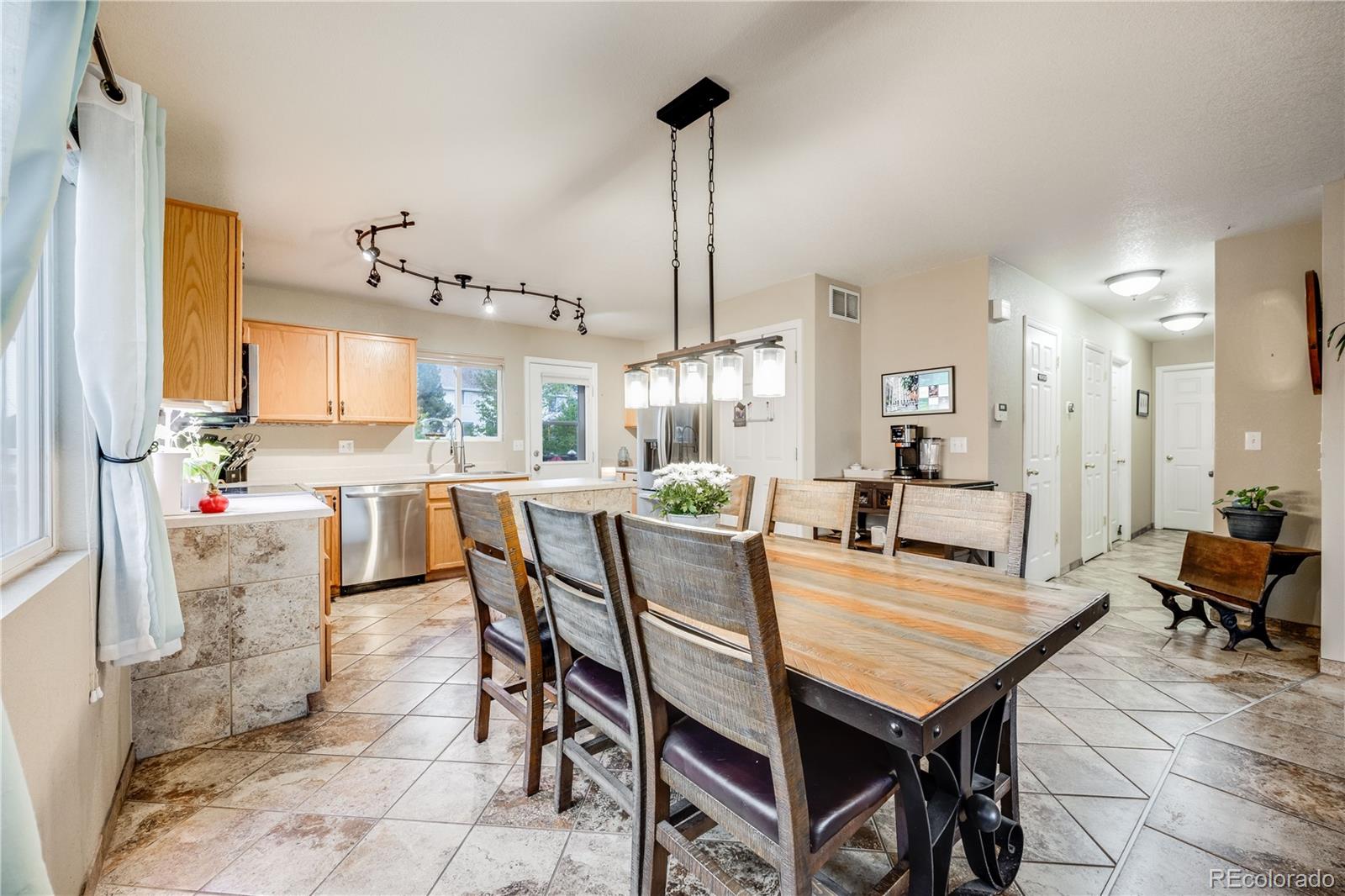 MLS Image #9 for 9674  fox den drive,littleton, Colorado