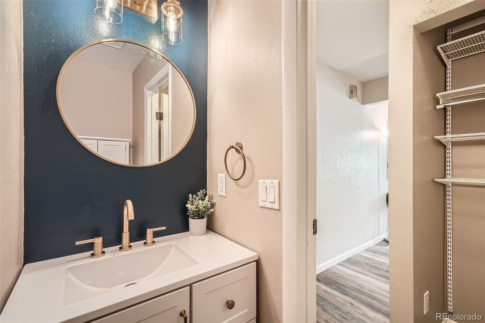 MLS Image #10 for 10457  owens circle,broomfield, Colorado