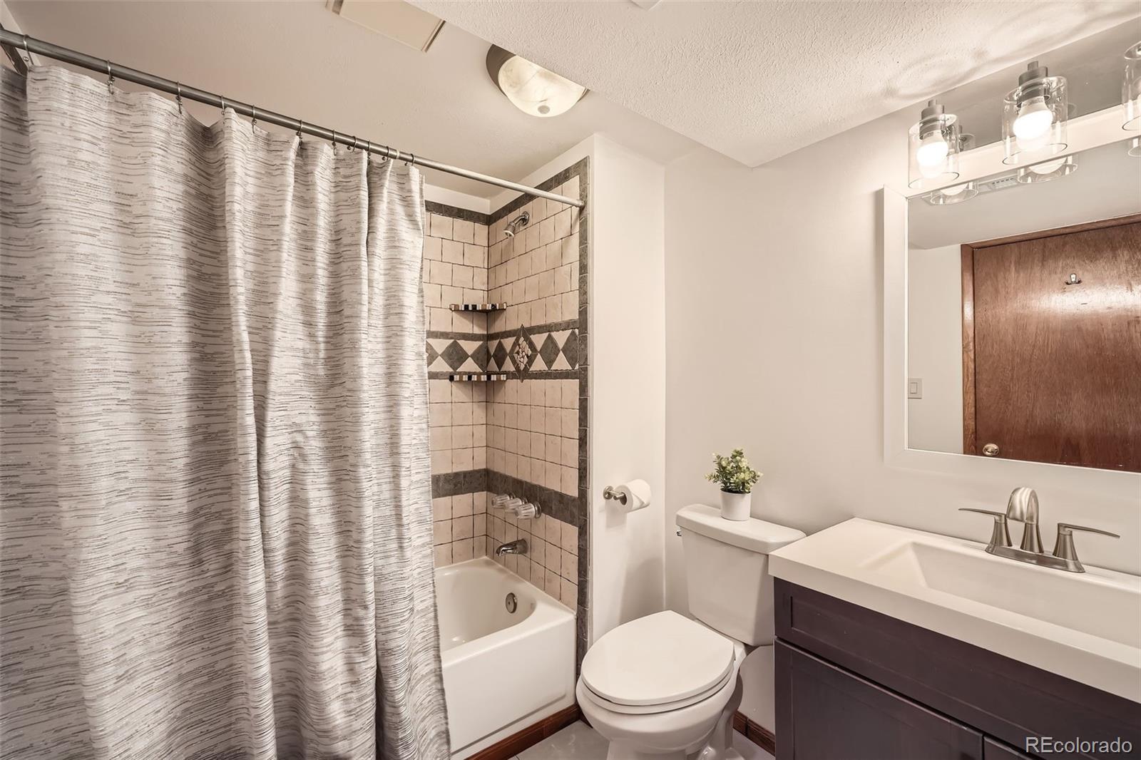 MLS Image #19 for 10457  owens circle,broomfield, Colorado