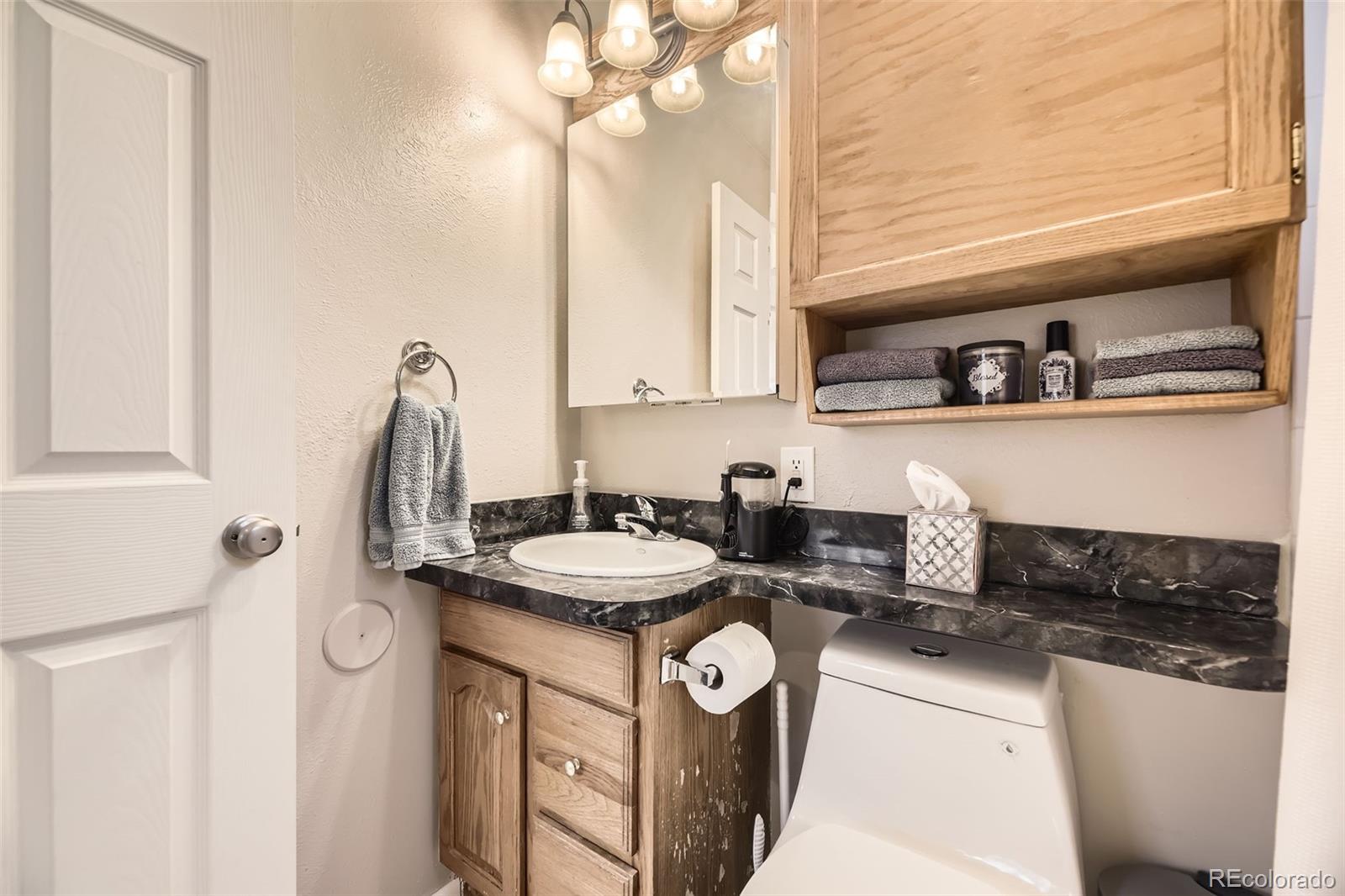 MLS Image #16 for 5510 s windermere street,littleton, Colorado