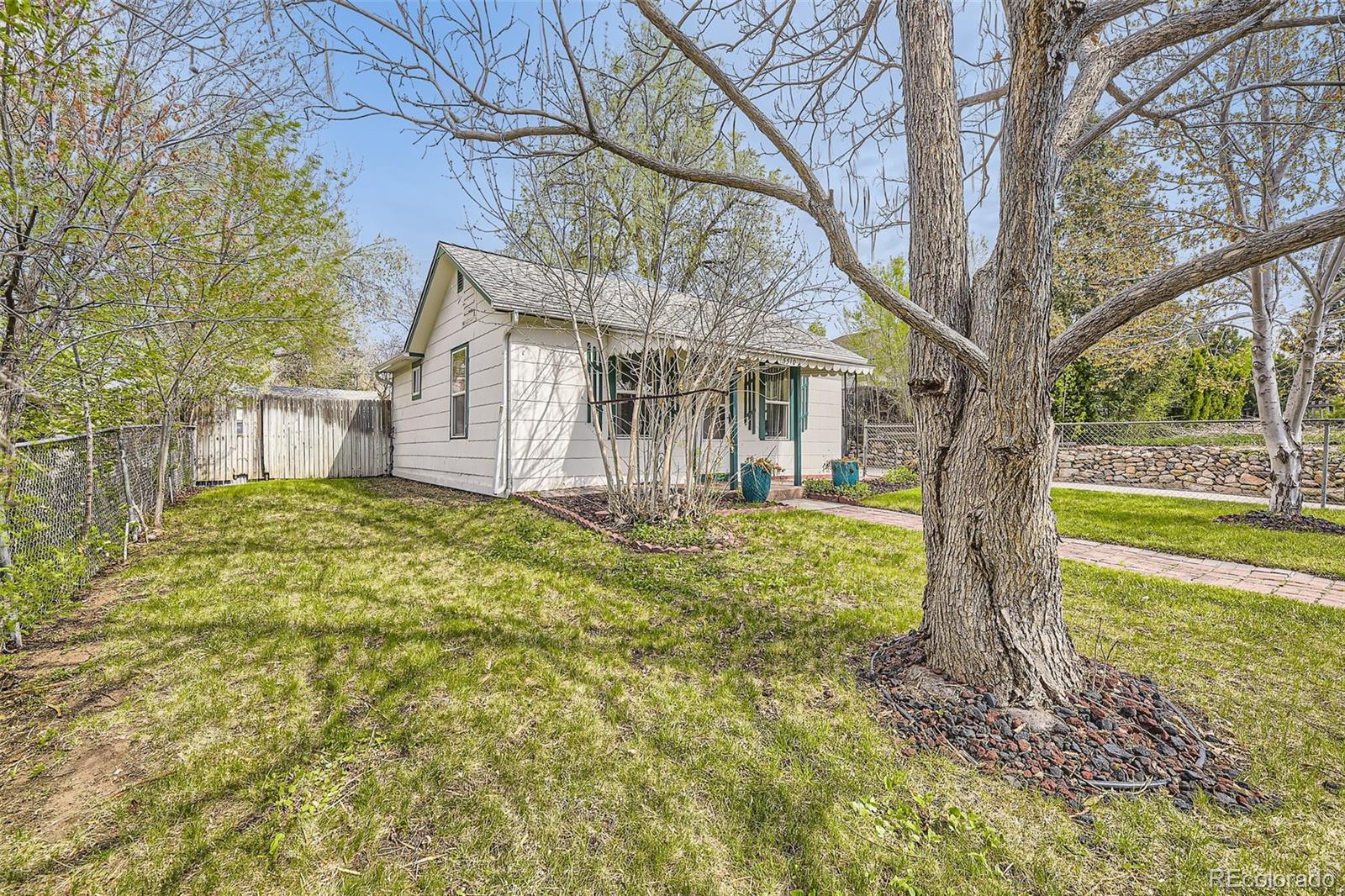 MLS Image #2 for 5510 s windermere street,littleton, Colorado