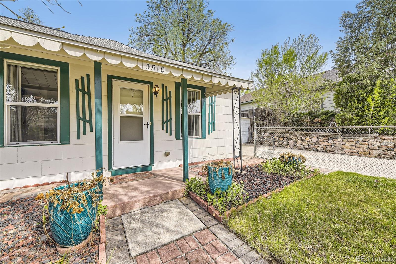 MLS Image #4 for 5510 s windermere street,littleton, Colorado