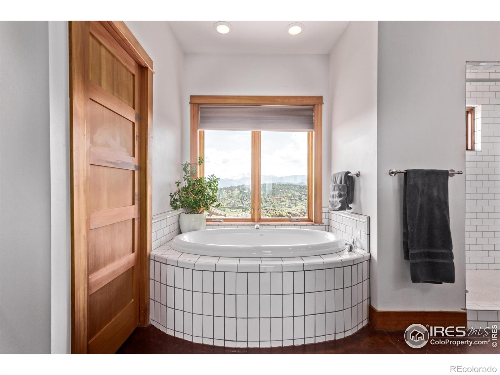 MLS Image #16 for 399  northview road,berthoud, Colorado