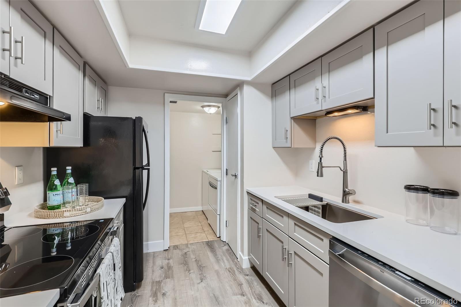 MLS Image #4 for 3550 s harlan street,denver, Colorado