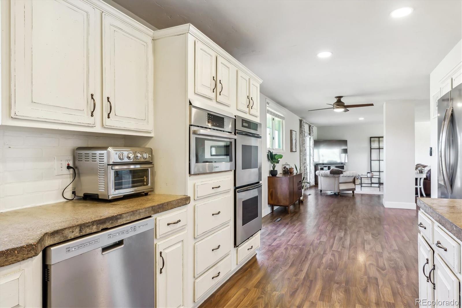 MLS Image #9 for 36901  view ridge drive,elizabeth, Colorado