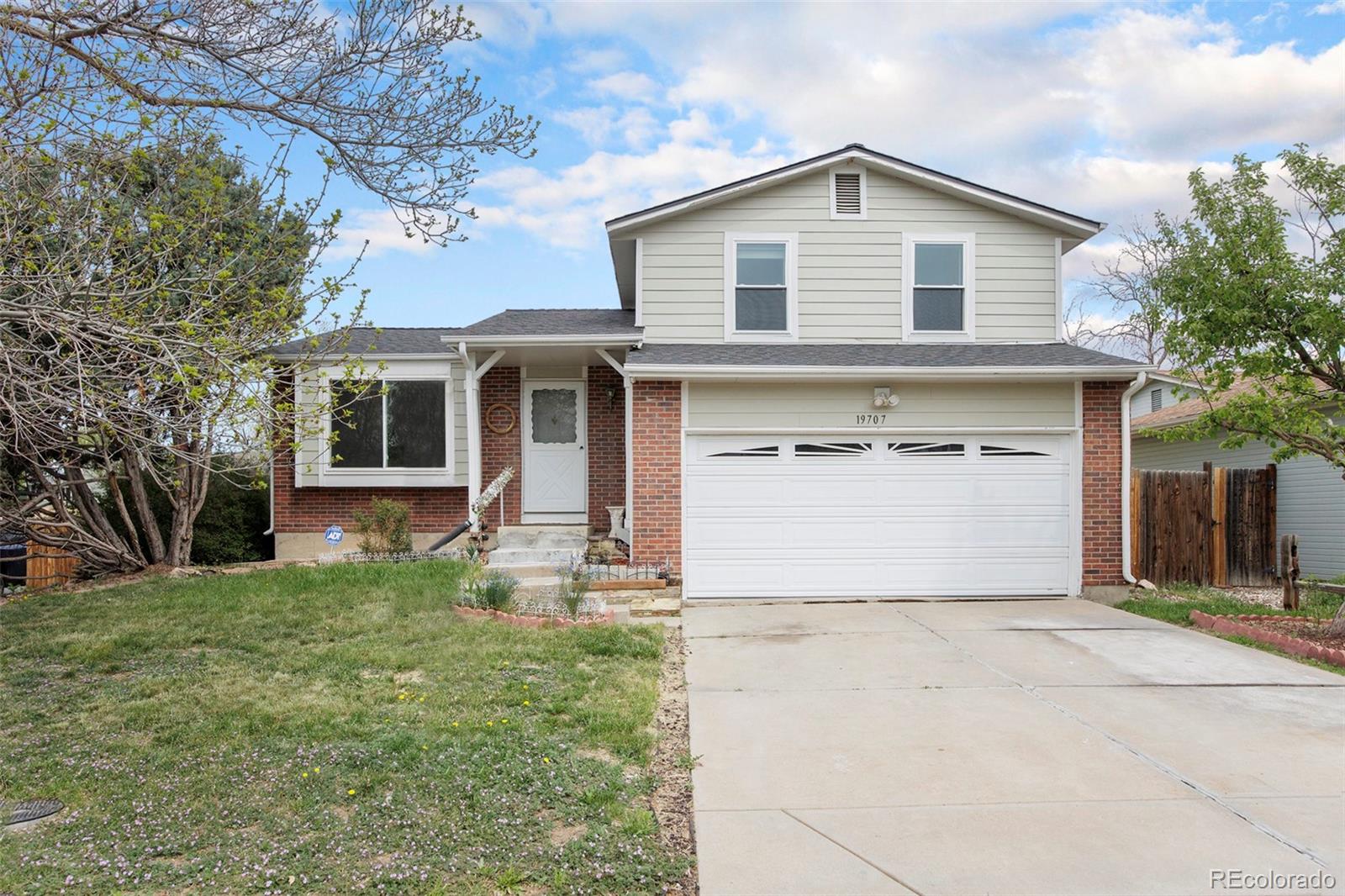 MLS Image #1 for 19707 e princeton place,aurora, Colorado