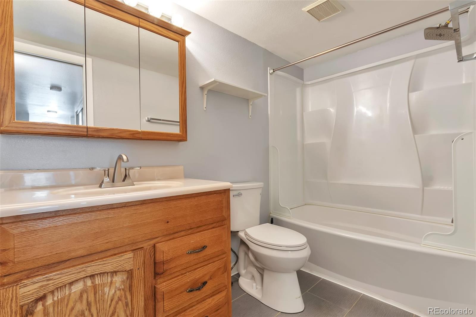 MLS Image #13 for 6410 s dayton street i05,englewood, Colorado