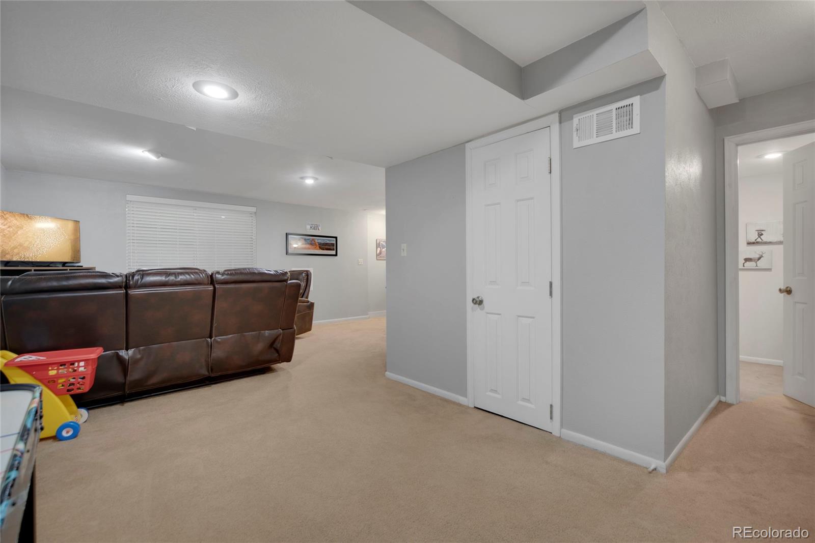 MLS Image #31 for 7557 s cove circle,centennial, Colorado