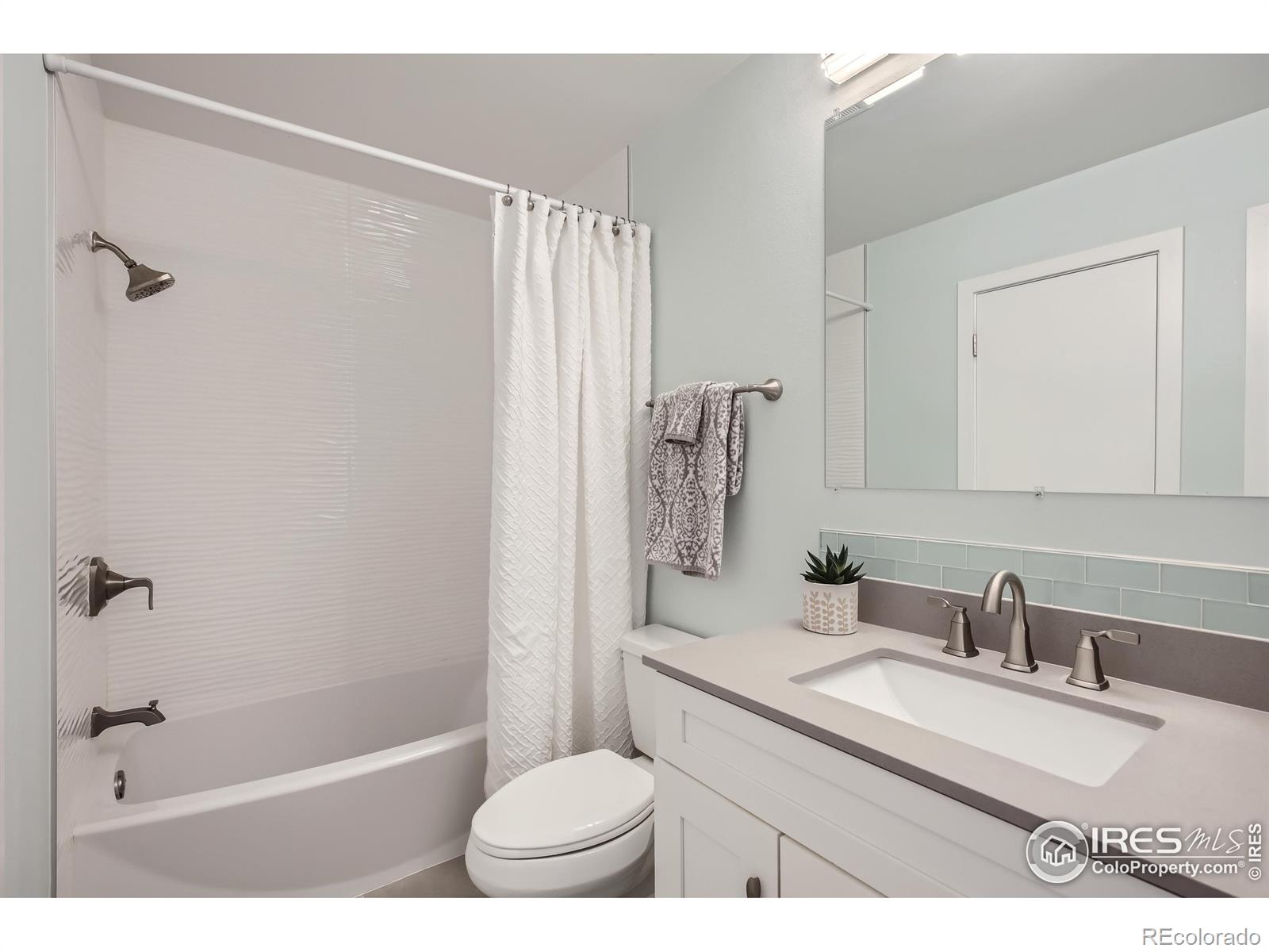 MLS Image #19 for 709  buchanan lane,longmont, Colorado