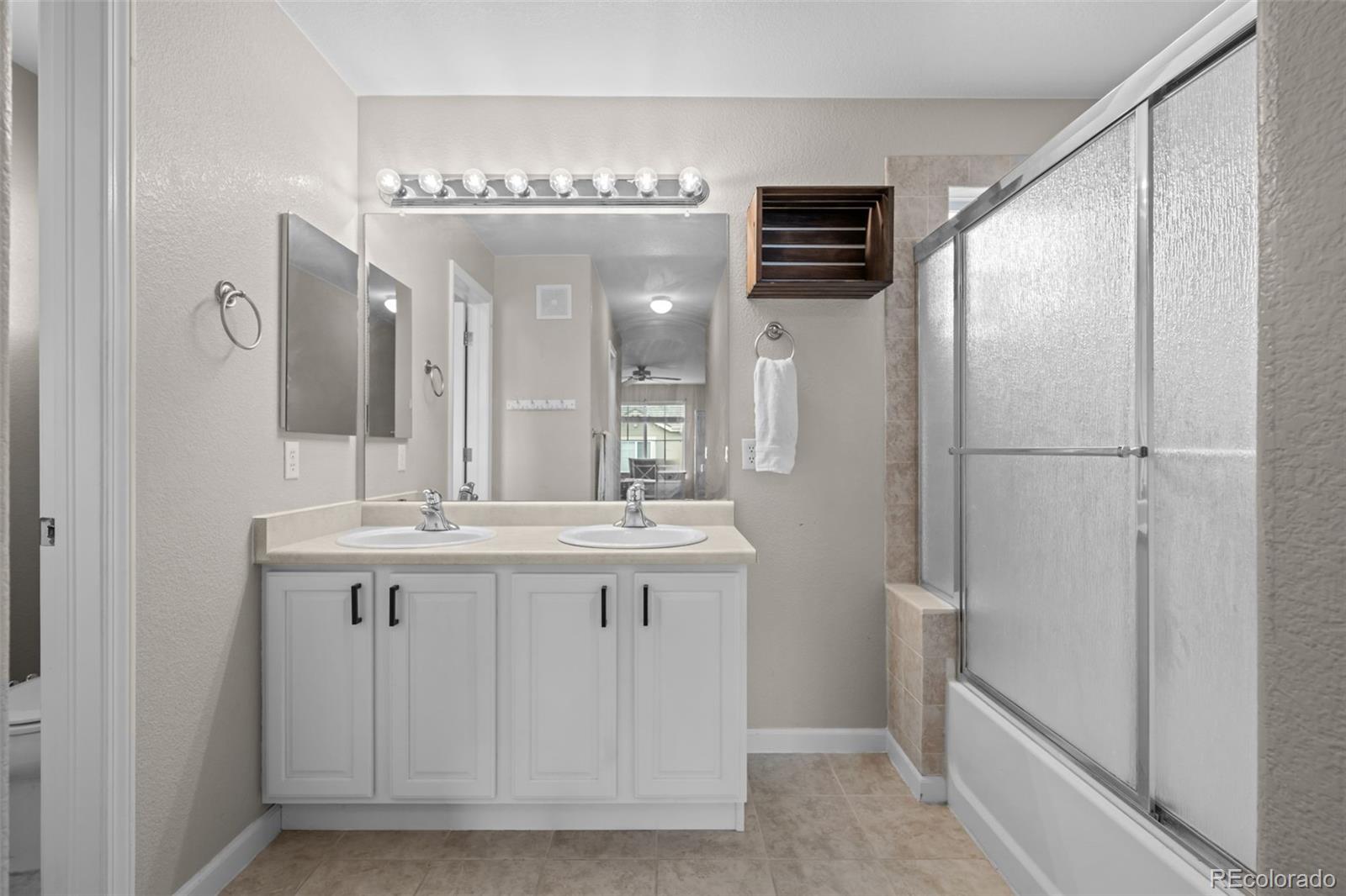 MLS Image #23 for 22062 e irish drive,aurora, Colorado