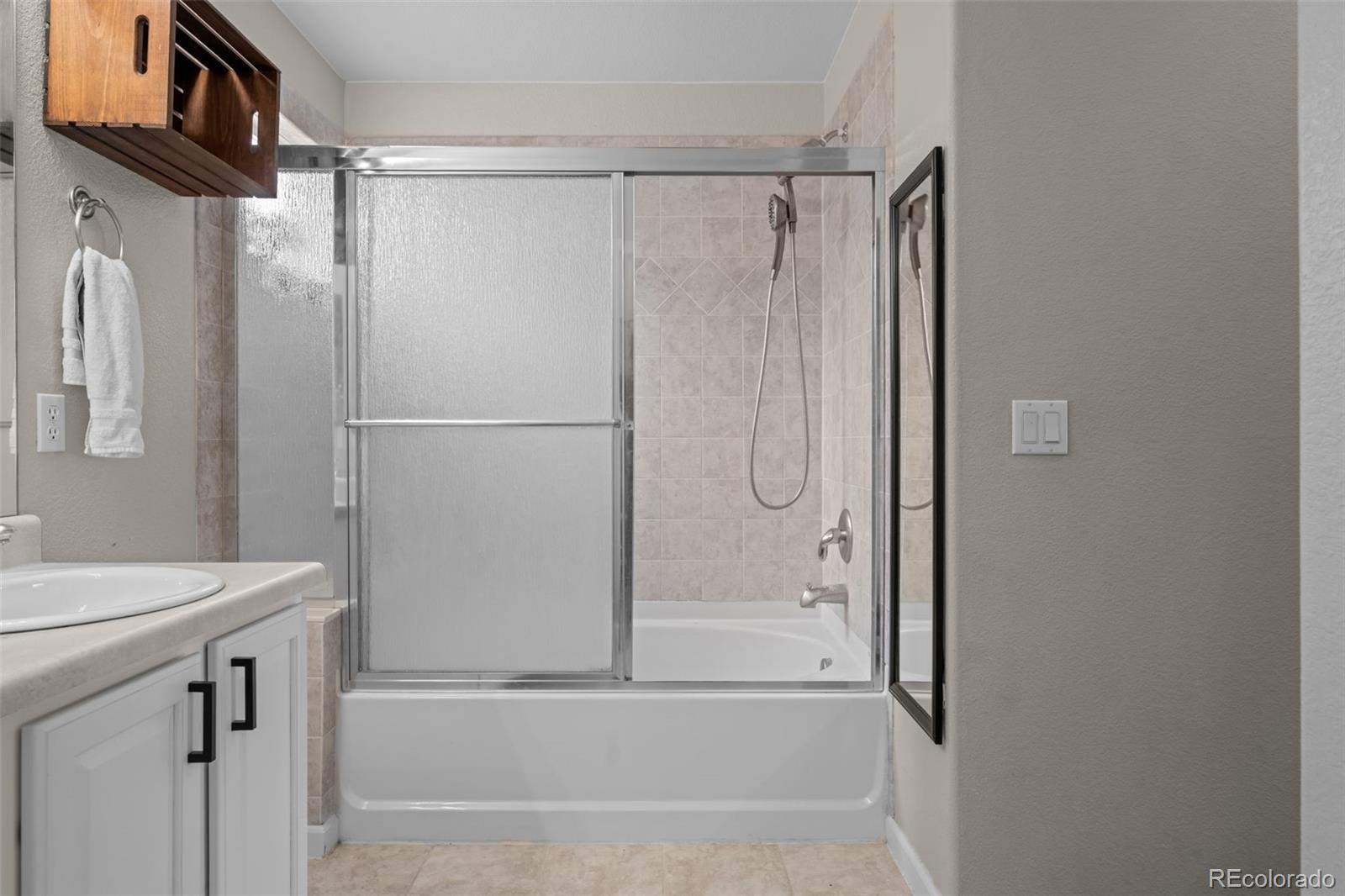 MLS Image #24 for 22062 e irish drive,aurora, Colorado