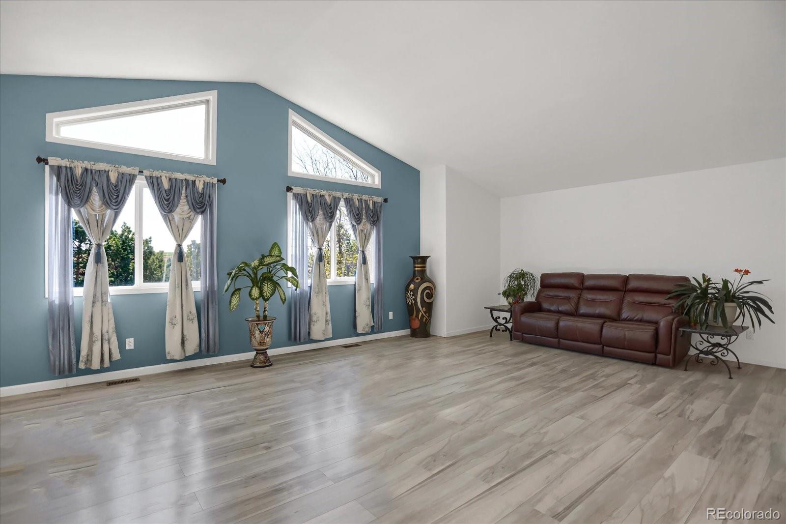 MLS Image #11 for 18553  county road 5 ,berthoud, Colorado