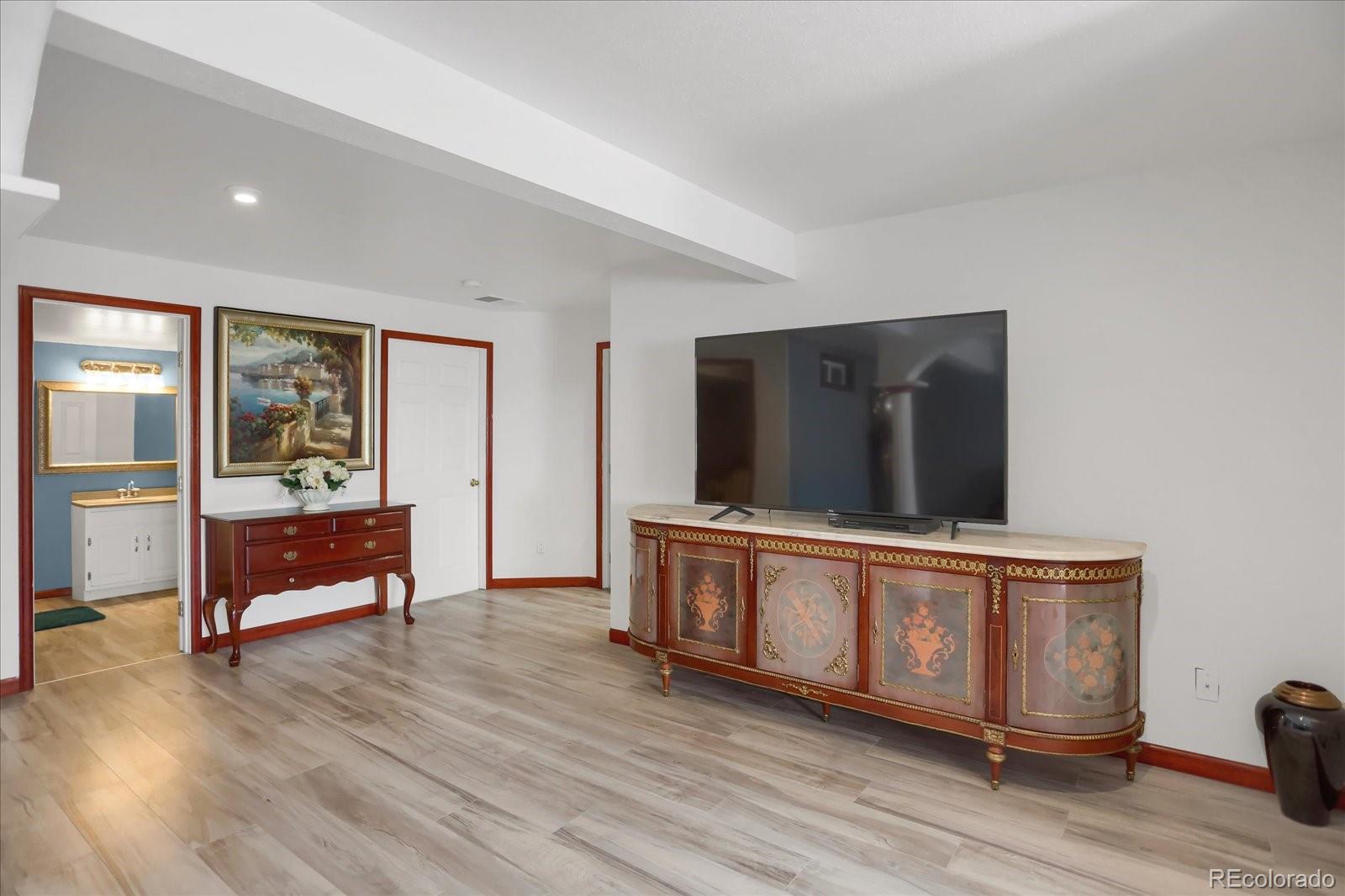 MLS Image #33 for 18553  county road 5 ,berthoud, Colorado