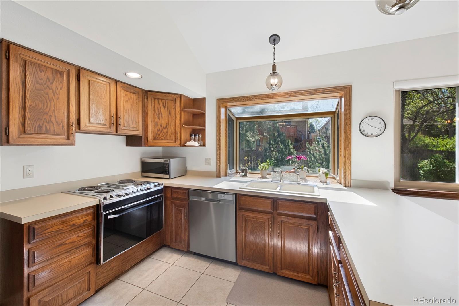 MLS Image #10 for 4626 e links drive,centennial, Colorado