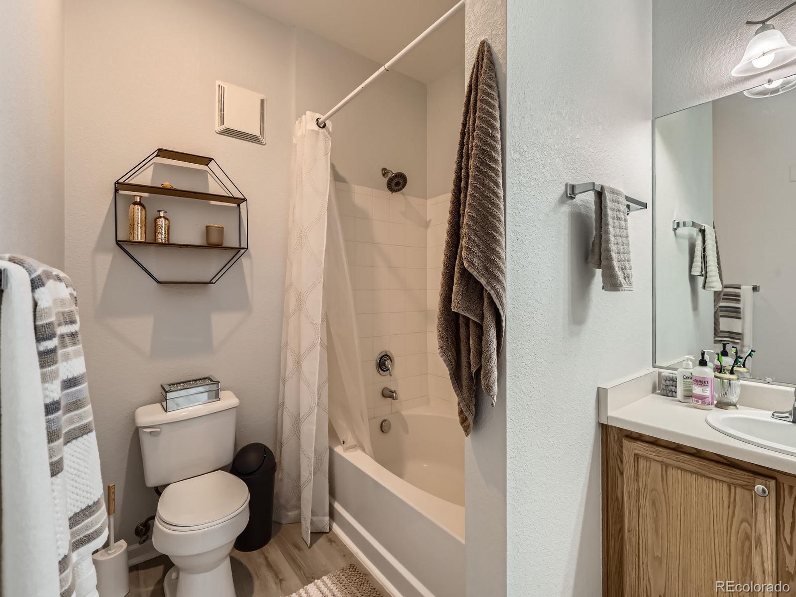 MLS Image #17 for 5755 n genoa way,aurora, Colorado