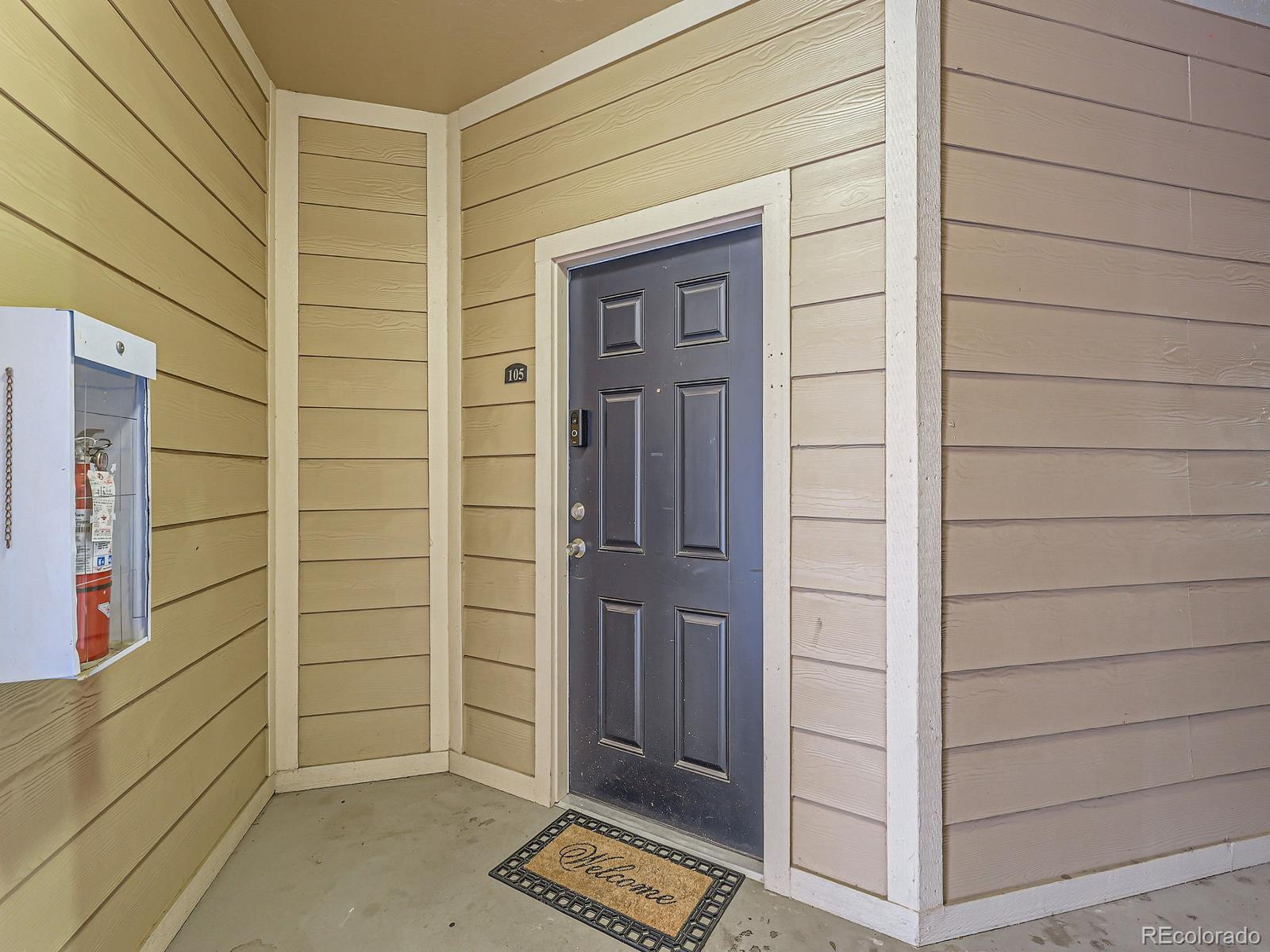 MLS Image #2 for 5755 n genoa way,aurora, Colorado