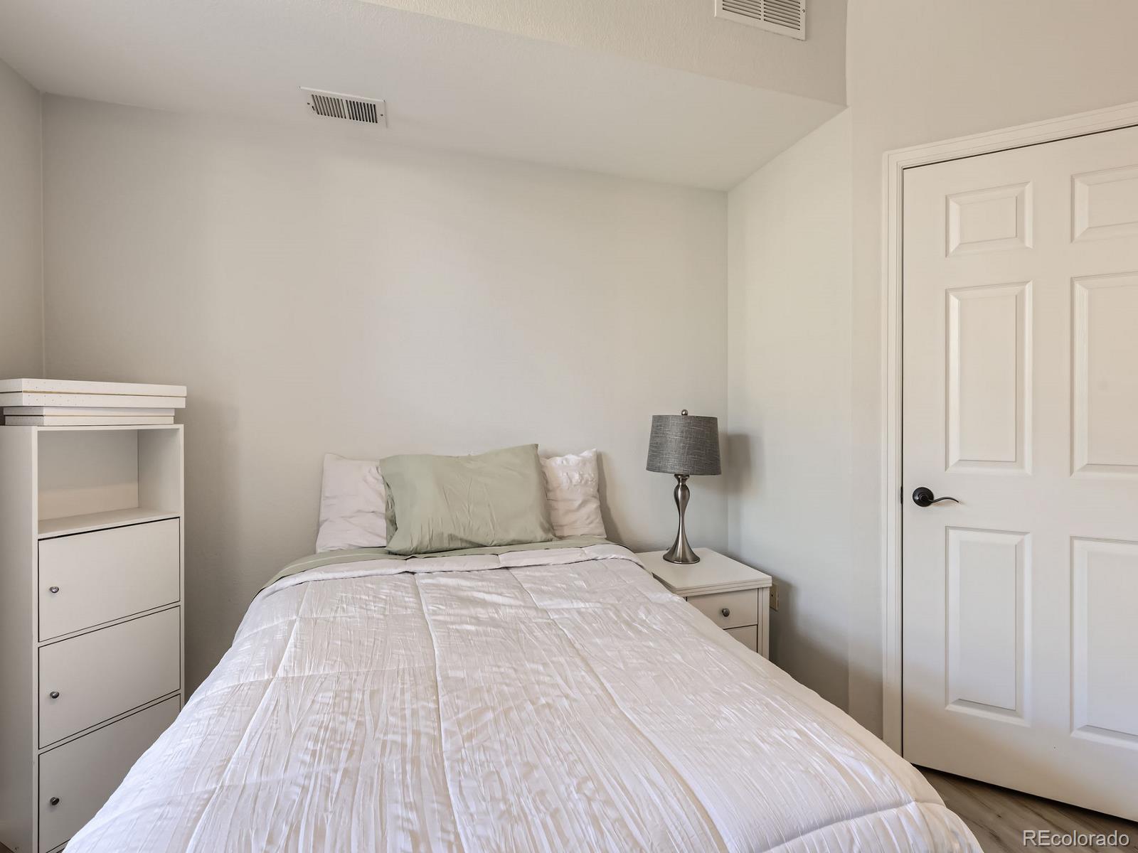 MLS Image #20 for 5755 n genoa way,aurora, Colorado