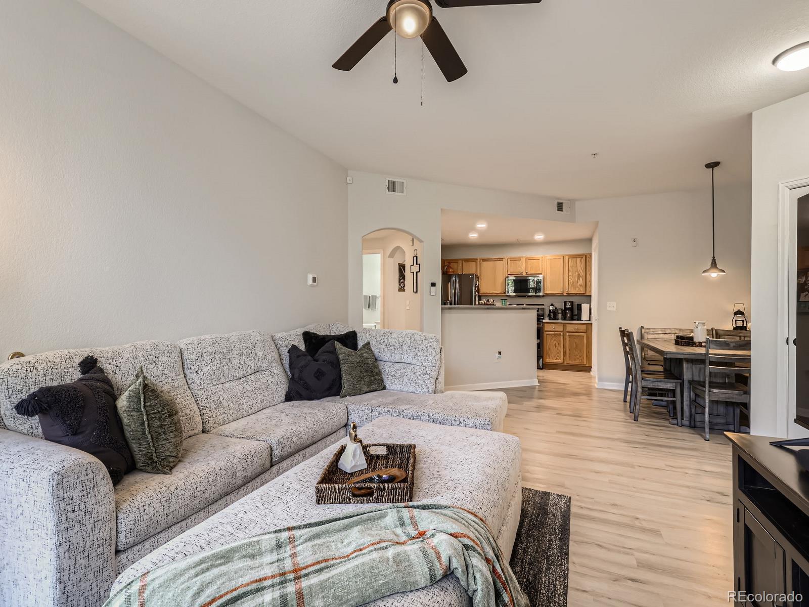 MLS Image #4 for 5755 n genoa way,aurora, Colorado