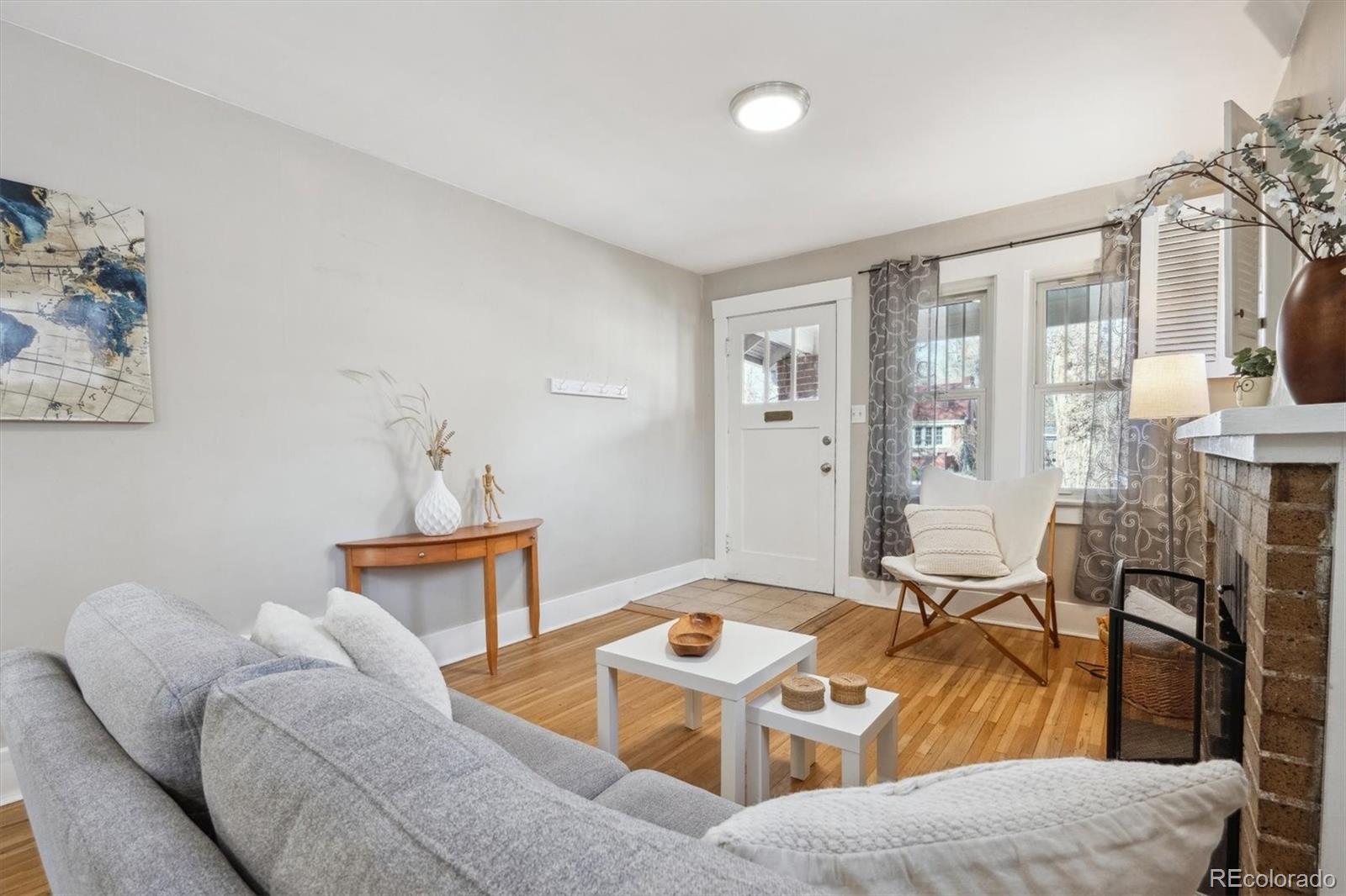 MLS Image #10 for 4326  batavia place,denver, Colorado