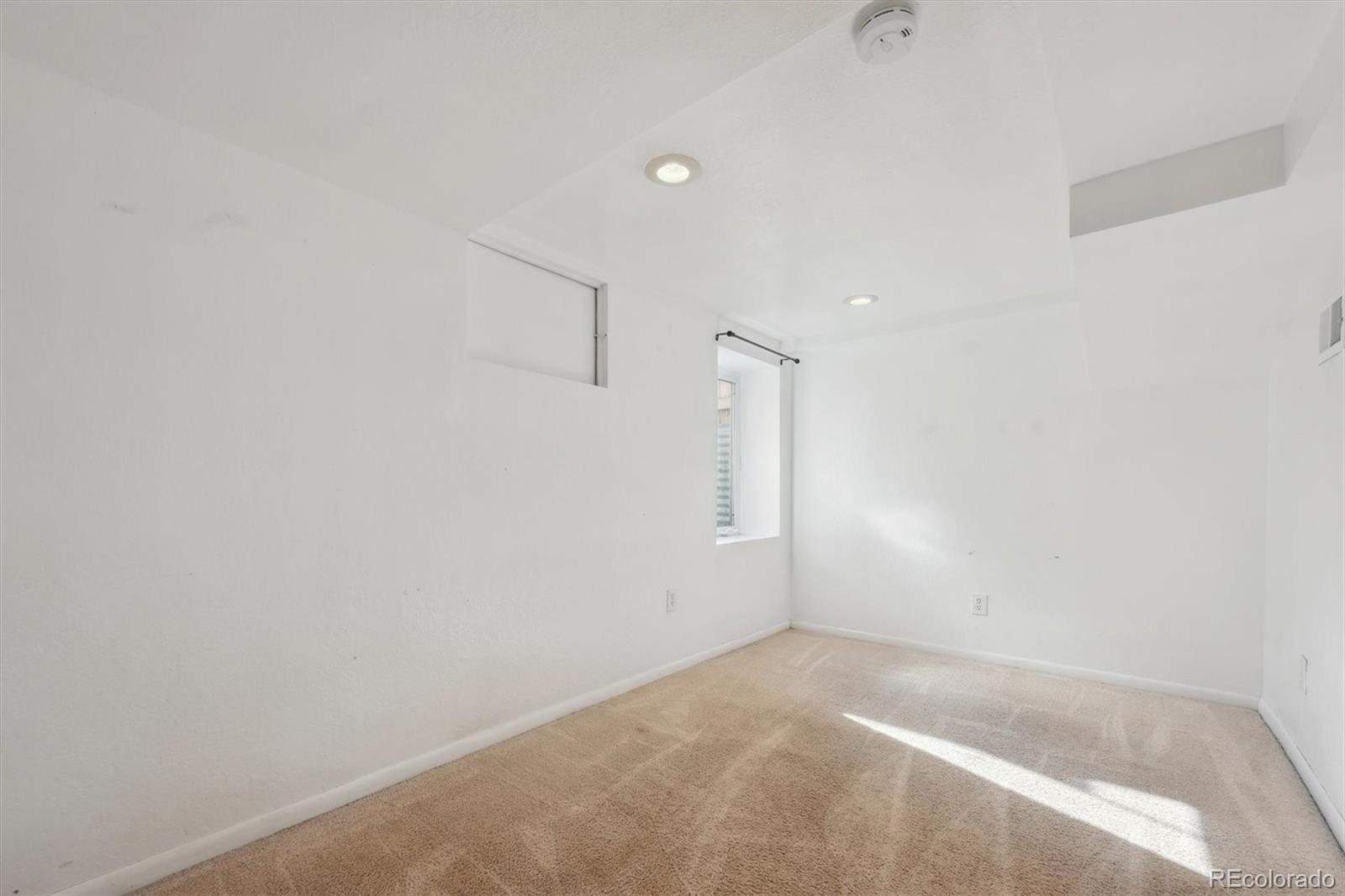 MLS Image #22 for 4326  batavia place,denver, Colorado