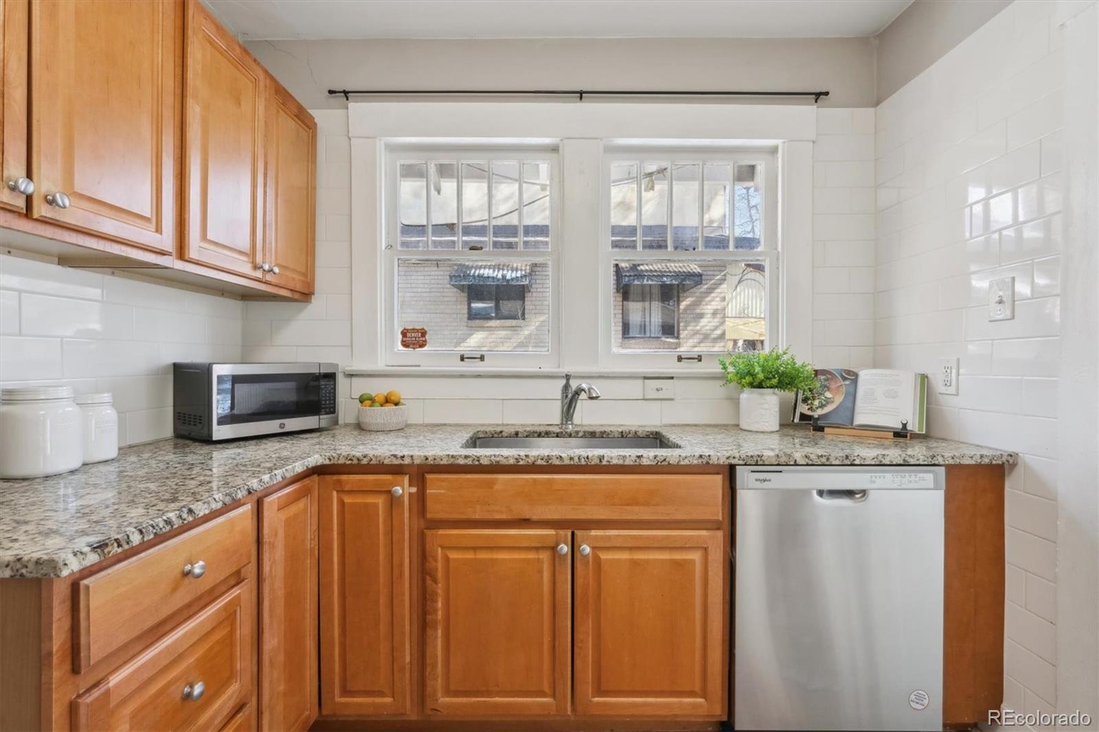 MLS Image #4 for 4326  batavia place,denver, Colorado