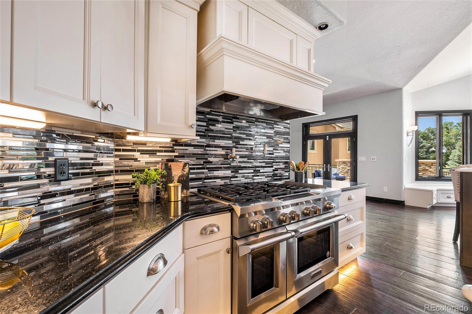 MLS Image #15 for 1496  eagle court,windsor, Colorado