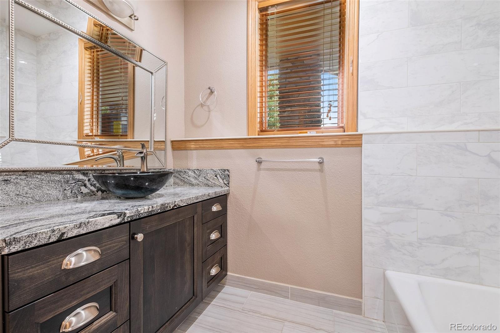 MLS Image #43 for 1496  eagle court,windsor, Colorado