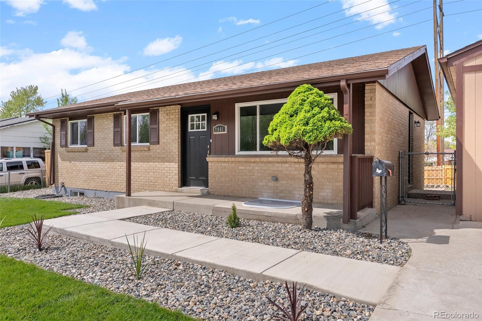 MLS Image #3 for 7961  granada road,denver, Colorado
