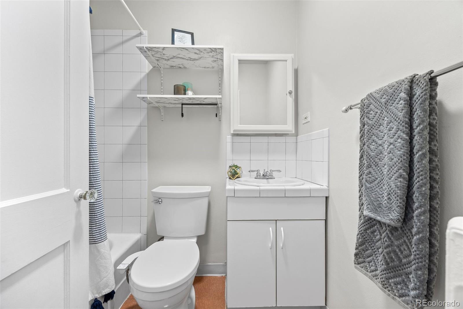 MLS Image #15 for 2616  utica street,denver, Colorado