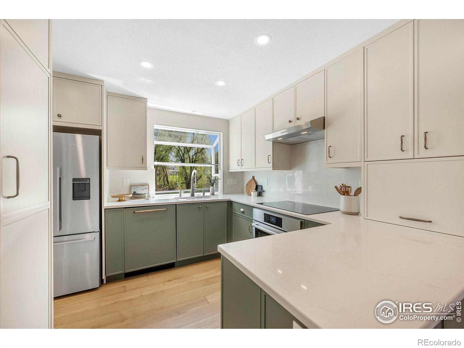 MLS Image #5 for 536 w sycamore circle,louisville, Colorado