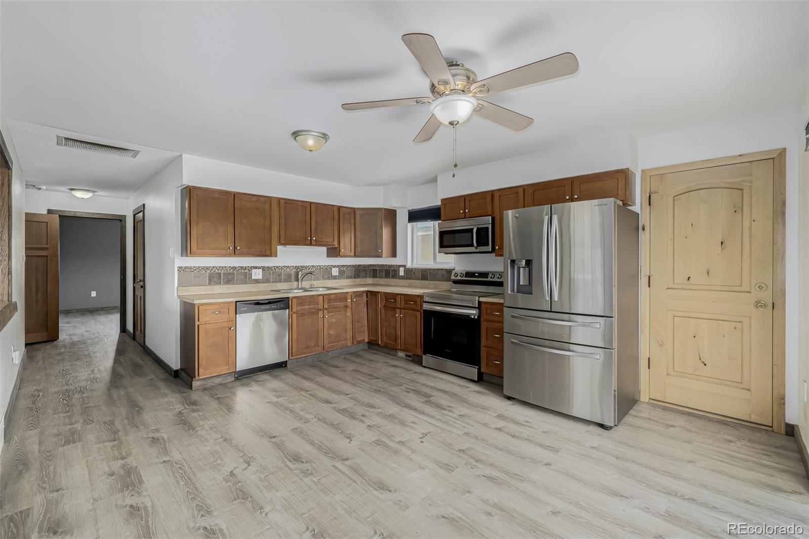 MLS Image #20 for 710  4th street,bennett, Colorado